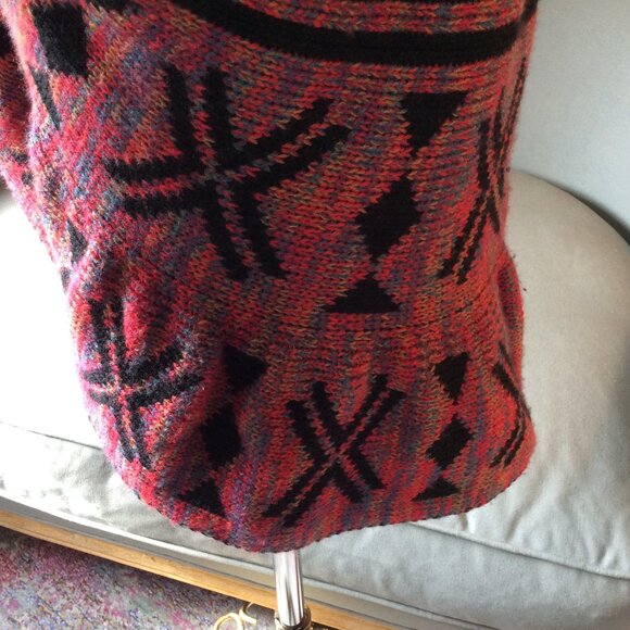 Boho tribal intarsia reversible knitted vest, size M? - Picture 9 of 13